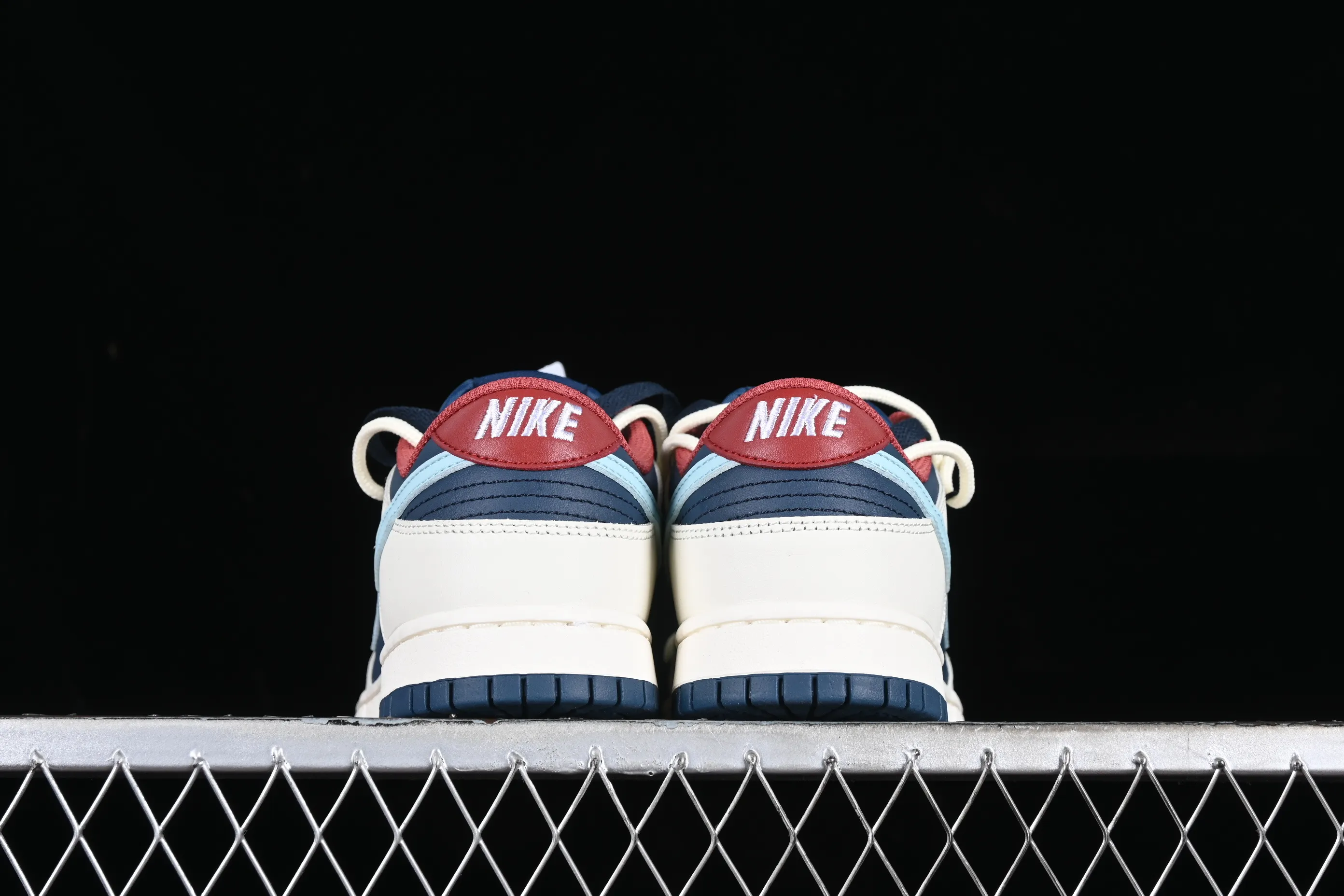All categories Nk SB Dunk series Nk SB Dunk Low low-top sneakers CS version Nk Dunk Low Retro customized version of deconstructed strapped low-top casual sneakers DD1503-602